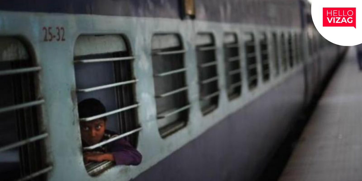 RailOne App Records 13.76 Lakh Ticket Bookings Across South Coast Railway in Four Months