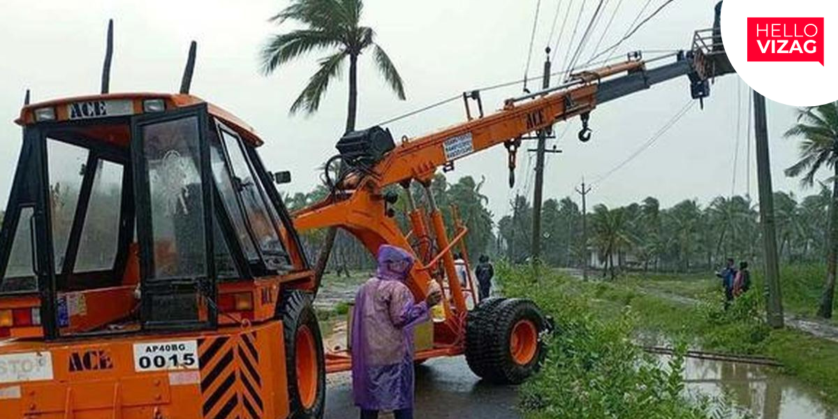 Cyclone Arnab: APEPDCL Opens 41 Control Rooms, Deploys 4,056 Workers for Power Restoration